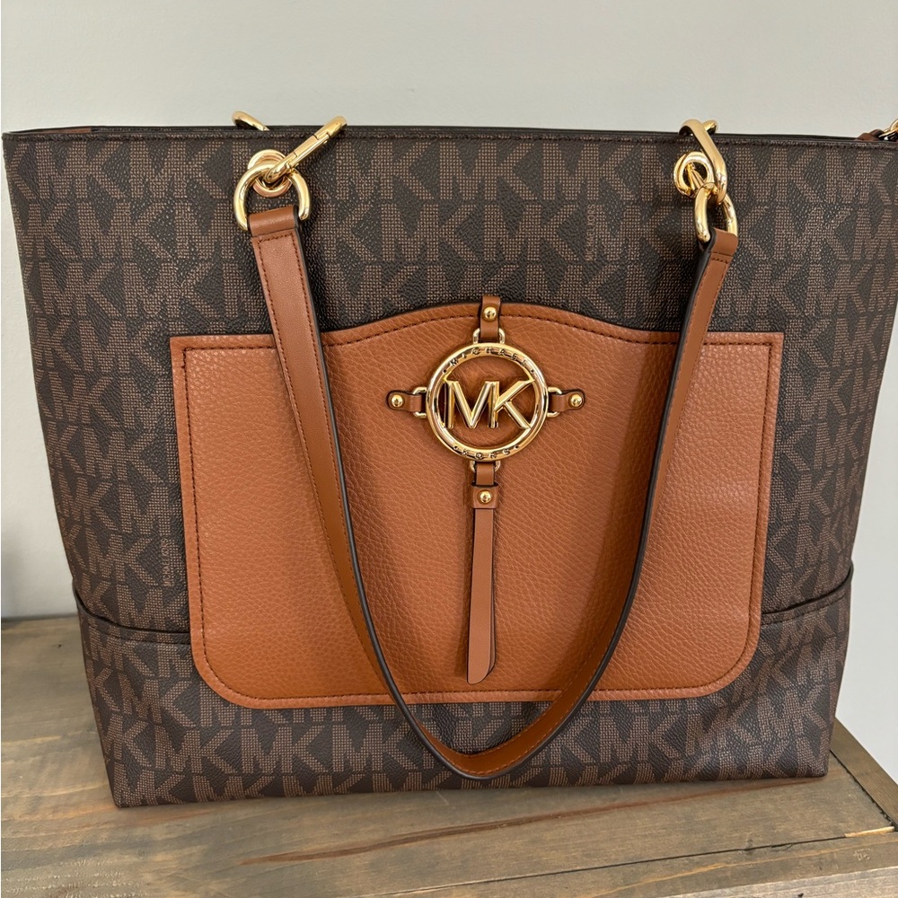 Michael Kors tote purse